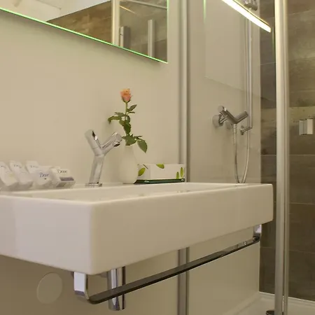 Rosa Arvensis לינה וארוחת בוקר Lottum