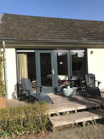 Rosa Arvensis Bed & Breakfast 4*