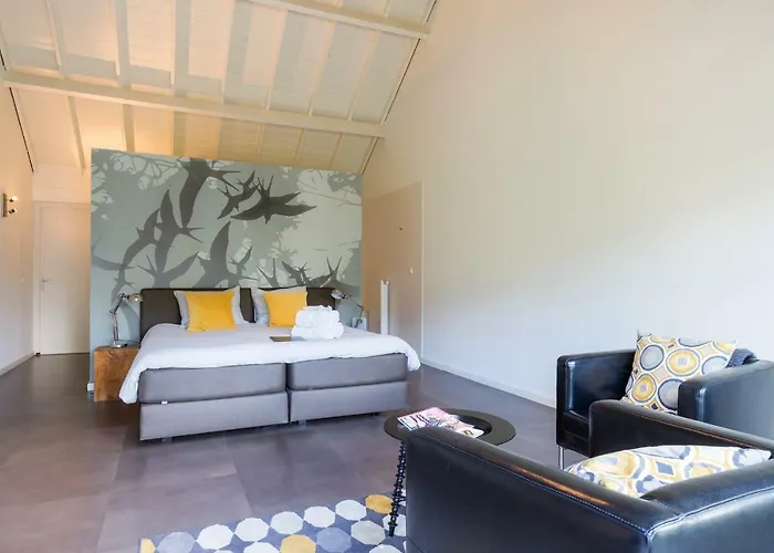 Rosa Arvensis Bed & Breakfast 4*